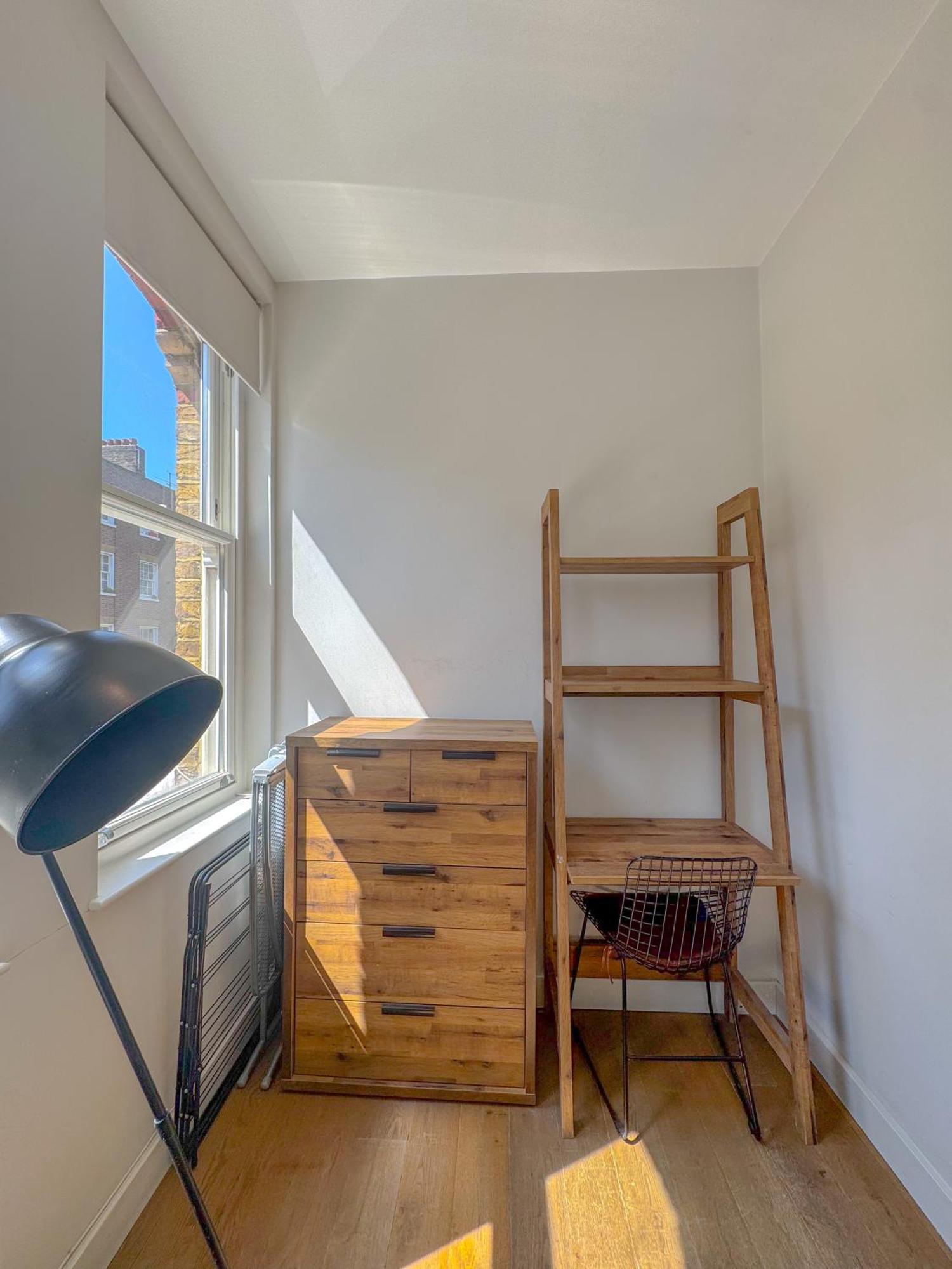 Apartment Whitfield Street
