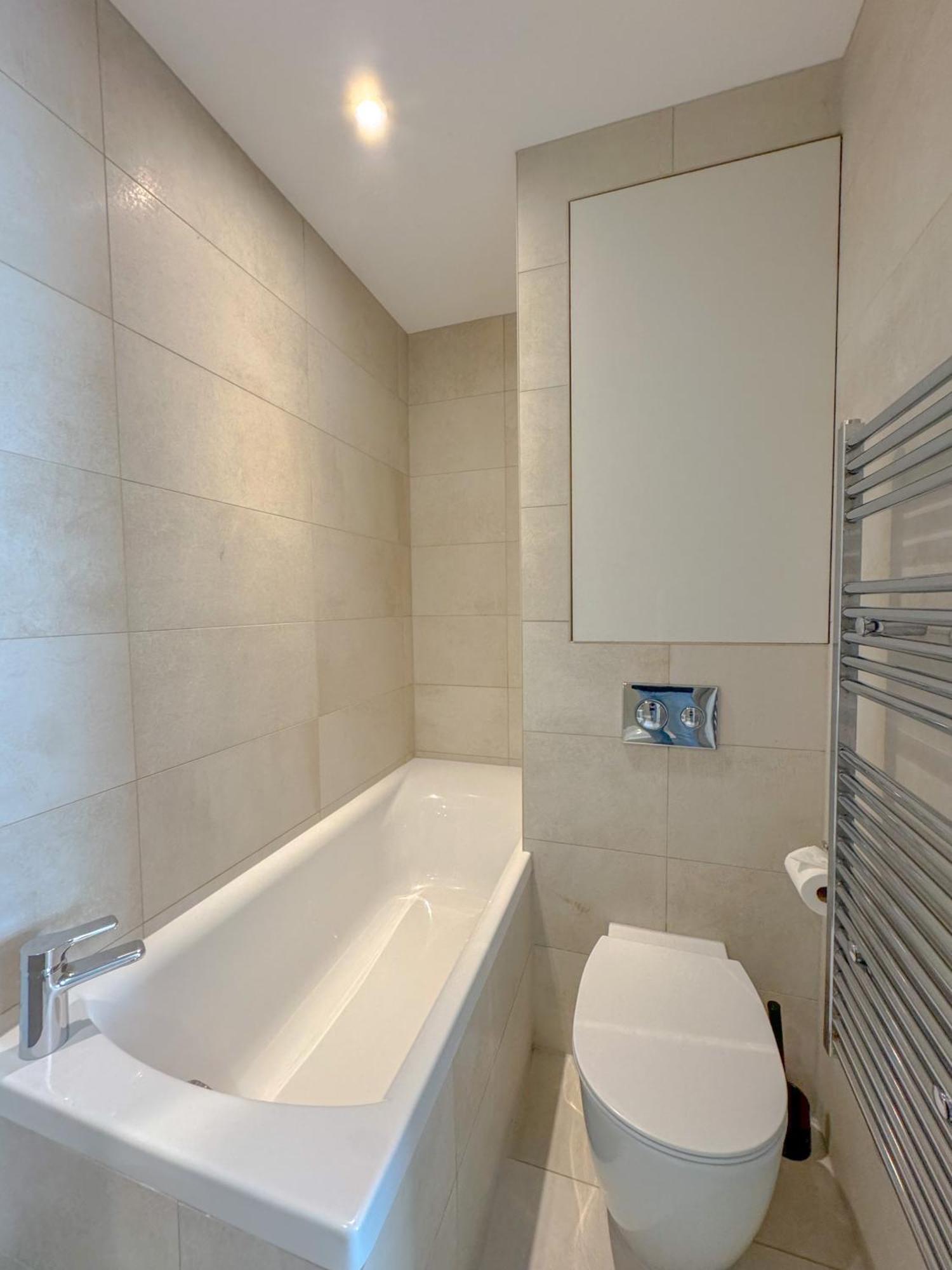 Whitfield Street Apartment
